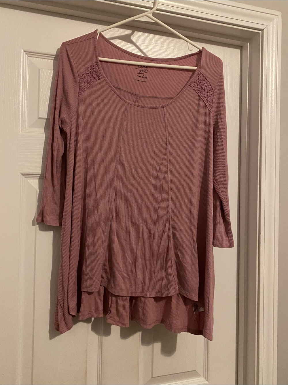 Pink Rose Dusty Rose Ribbed Scoop Neck Tunic with Lace Shoulders